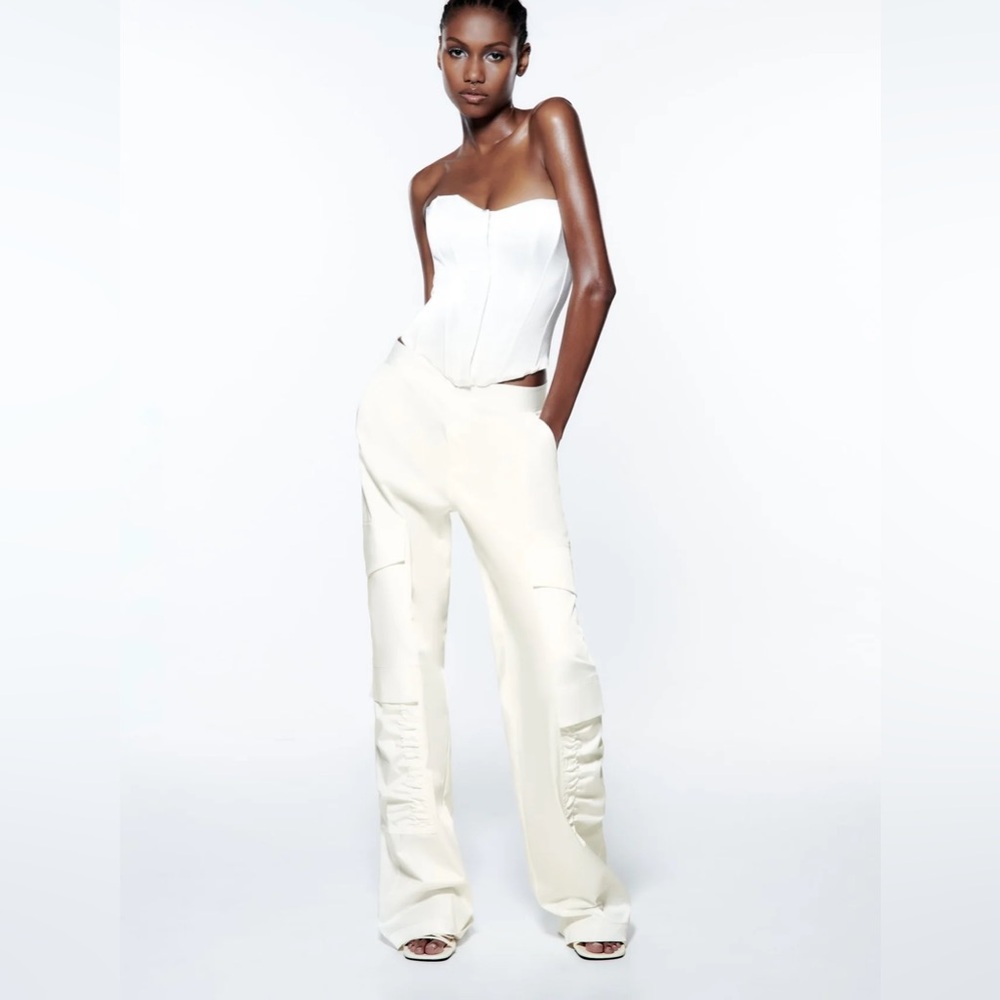 NWOT Zara white satin ruched cargo pants